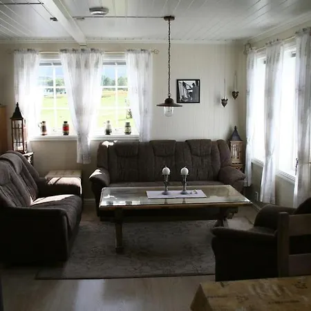 By The Sea With Many Activity Opportunities Casa vacanze Leknes