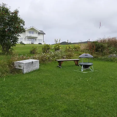 Holiday home By The Sea With Many Activity Opportunities Leknes