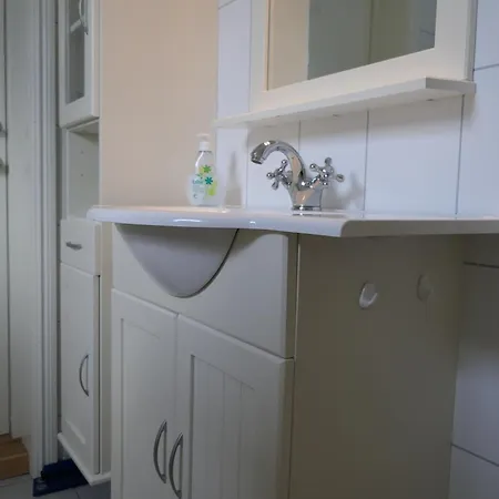 By The Sea With Many Activity Opportunities 펜션