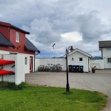 By The Sea With Many Activity Opportunities *