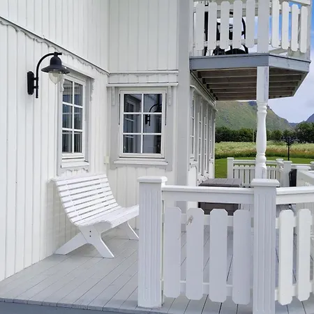 By The Sea With Many Activity Opportunities * Leknes
